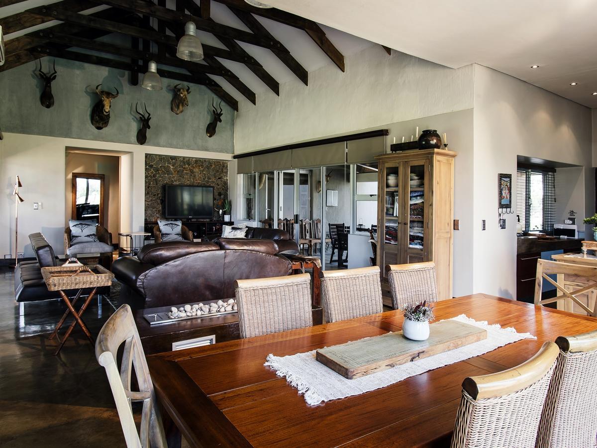 Buffalo Thorn Tree Lodge Swartruggens 外观 照片