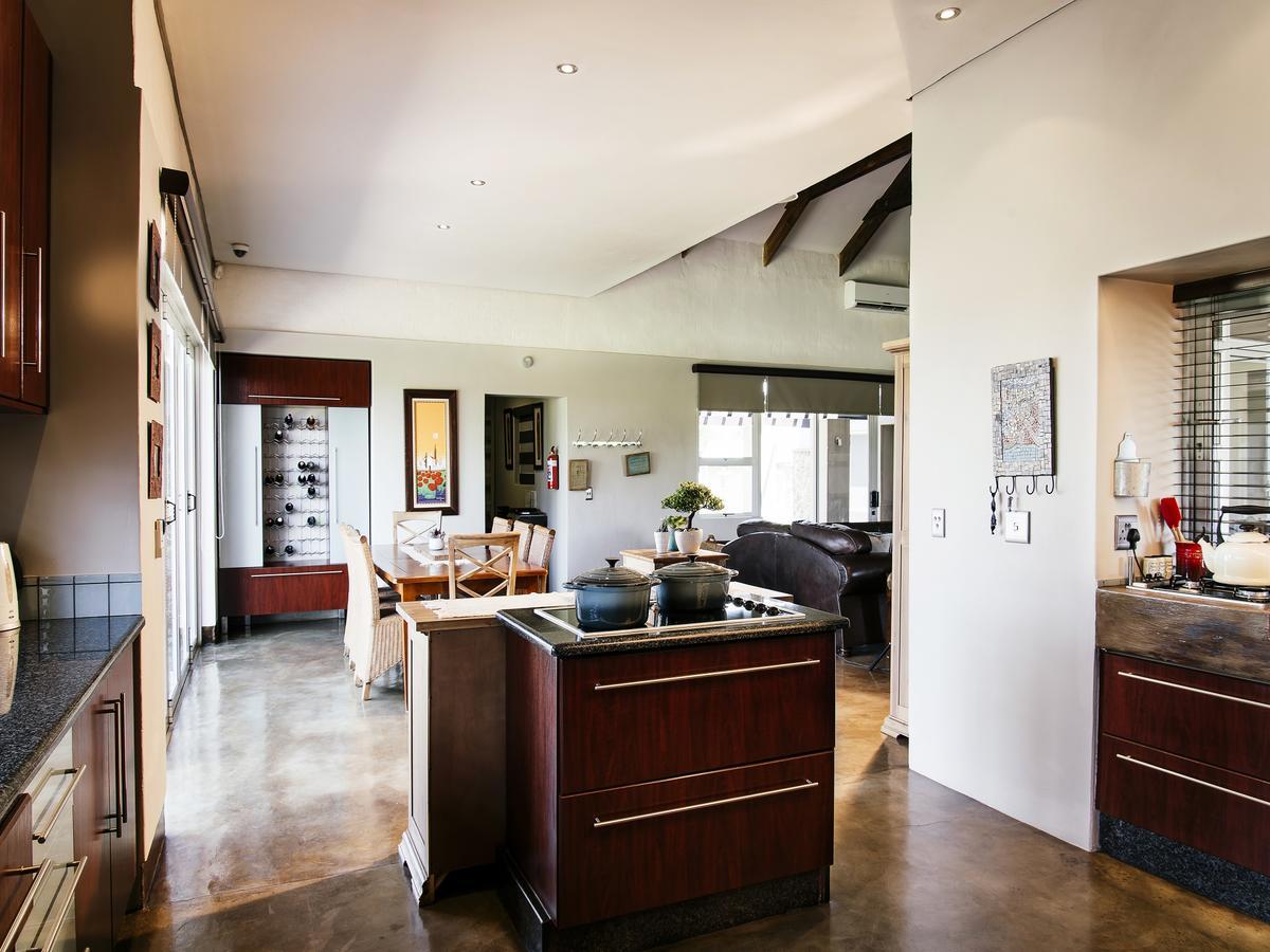 Buffalo Thorn Tree Lodge Swartruggens 外观 照片